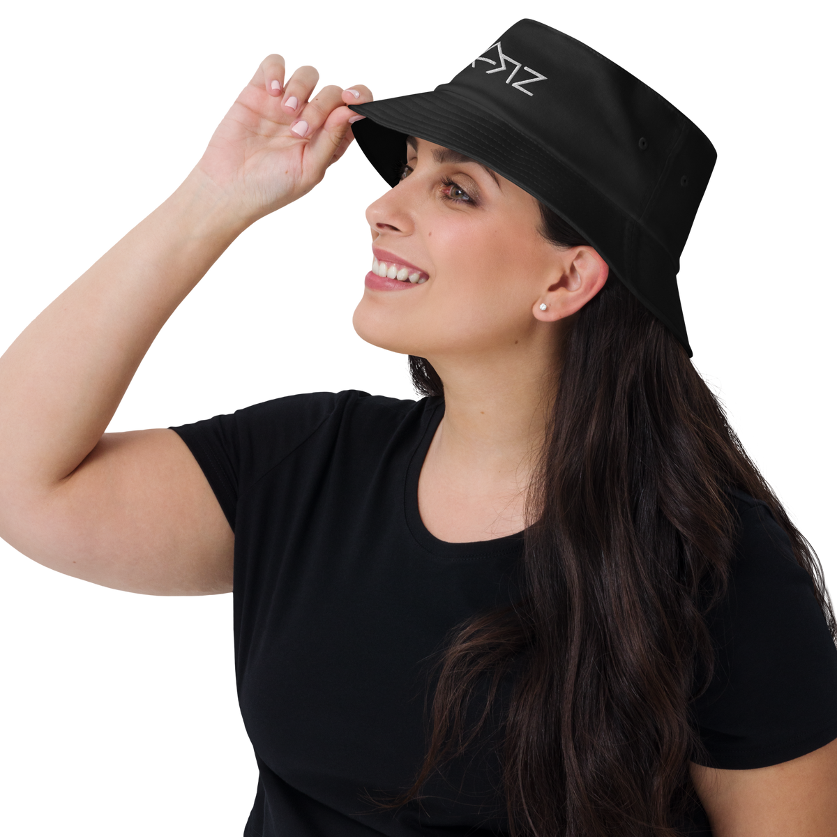 SRARZ Signature Bucket Hat – Schwarz – Damenmodell Seitenansicht