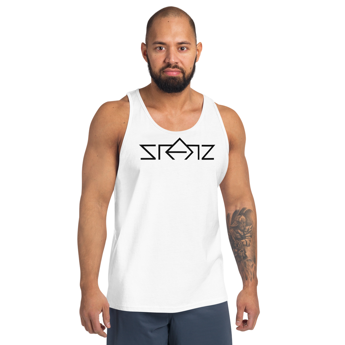 SRARZ Signature Tank Top – Weiss – Herrenmodell Vorderansicht